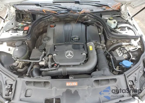 2013 Mercedes-Benz C 250 из США, поврежденный, VIN WDDGF4HB3DR295998